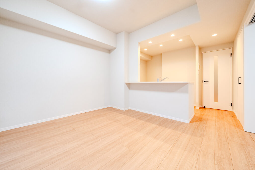 Vacant room beautifully finished with house cleaning, including floors and walls